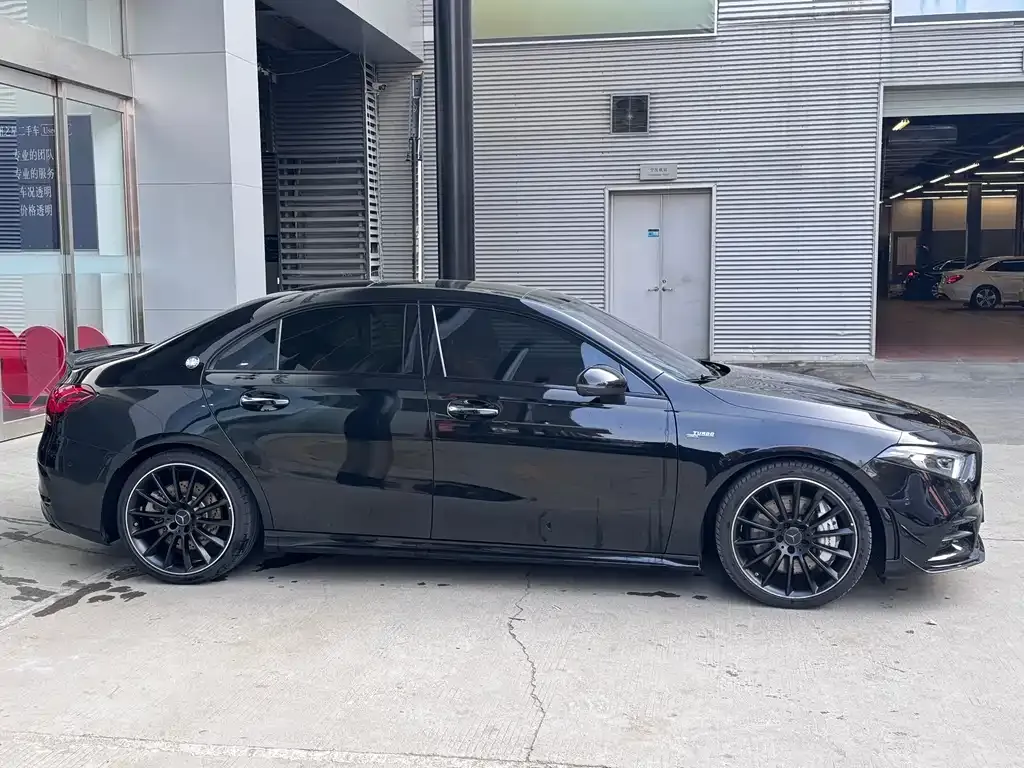 Mercedes-Benz A-Class AMG — фото 4