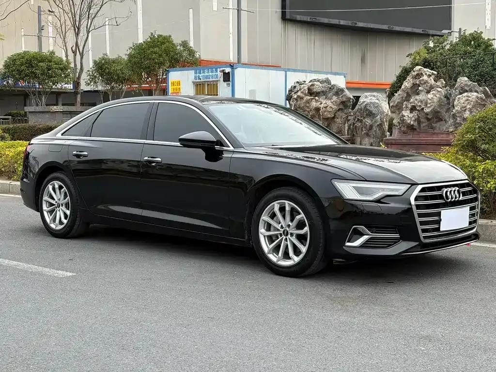 Audi A6L — фото 5