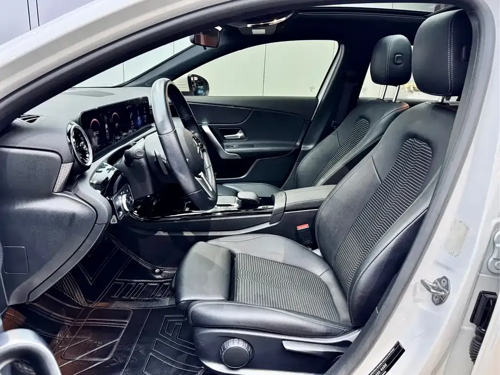 Mercedes-Benz A-Class (Import) — фото 8