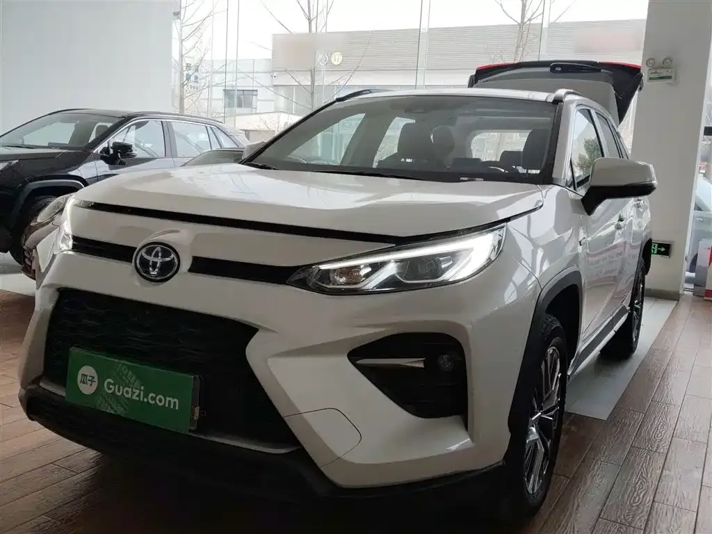 Toyota Wildlander — фото 1