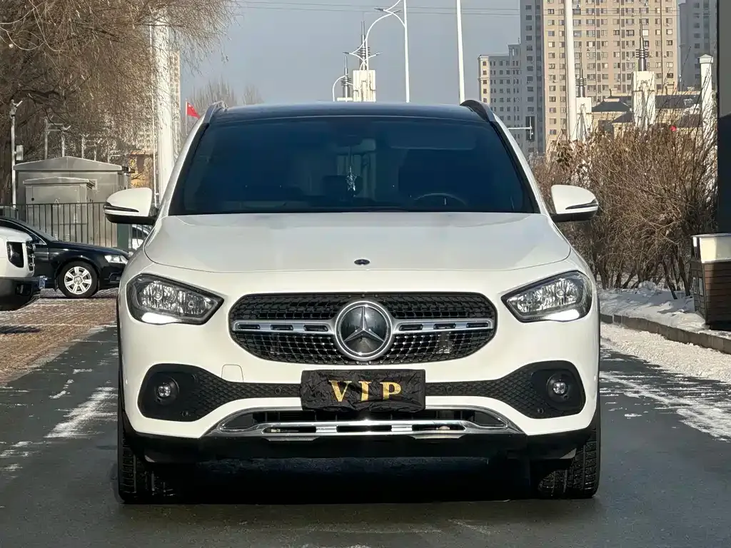 Mercedes-Benz GLA — фото 7