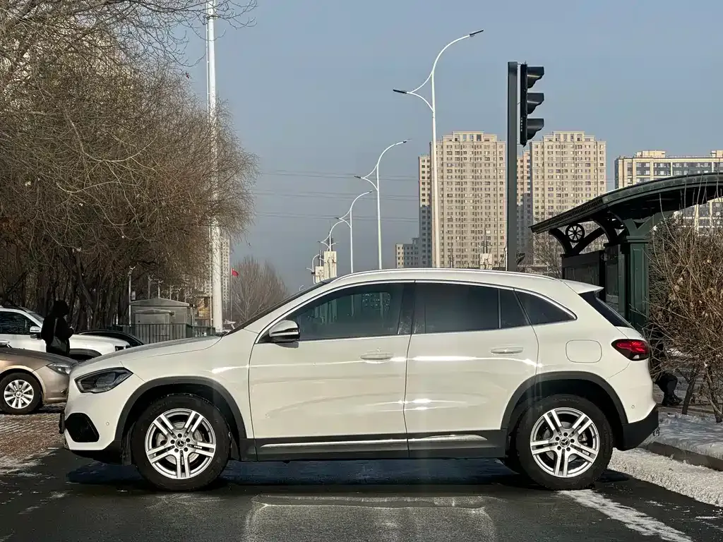 Mercedes-Benz GLA — фото 2