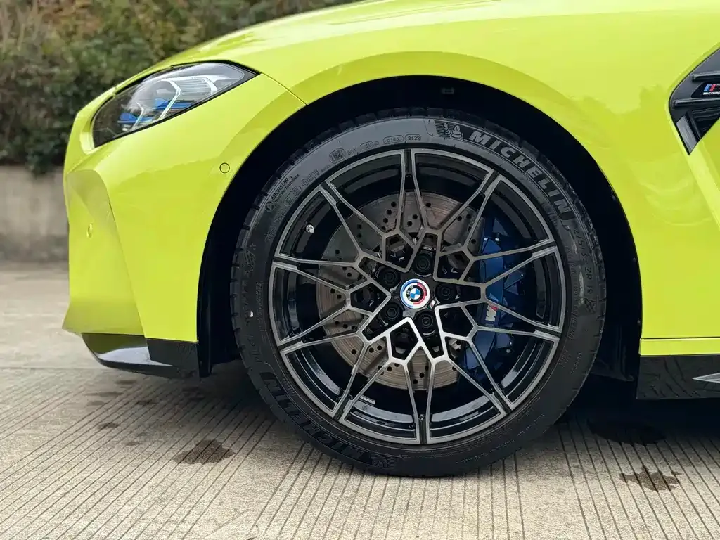 BMW M4 — фото 3