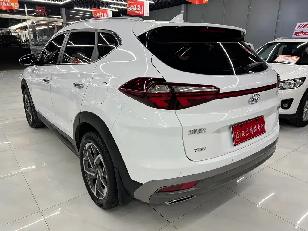 Hyundai Tucson — фото 8