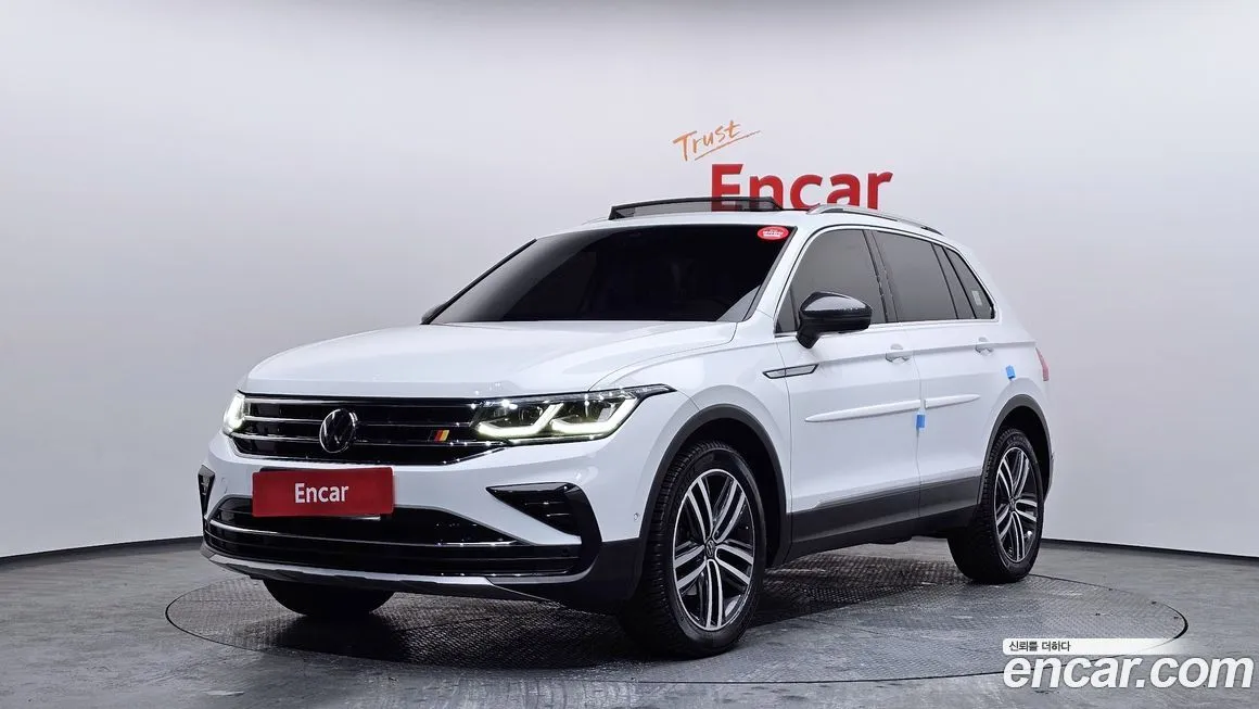 Volkswagen Tiguan — фото 1