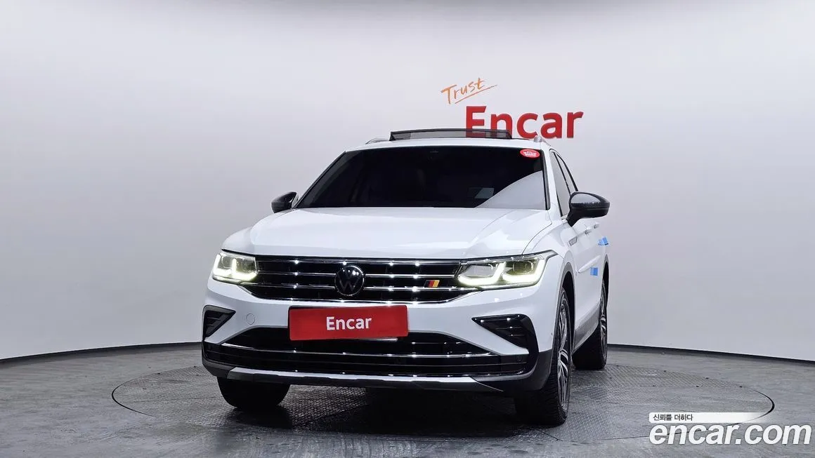 Volkswagen Tiguan — фото 3