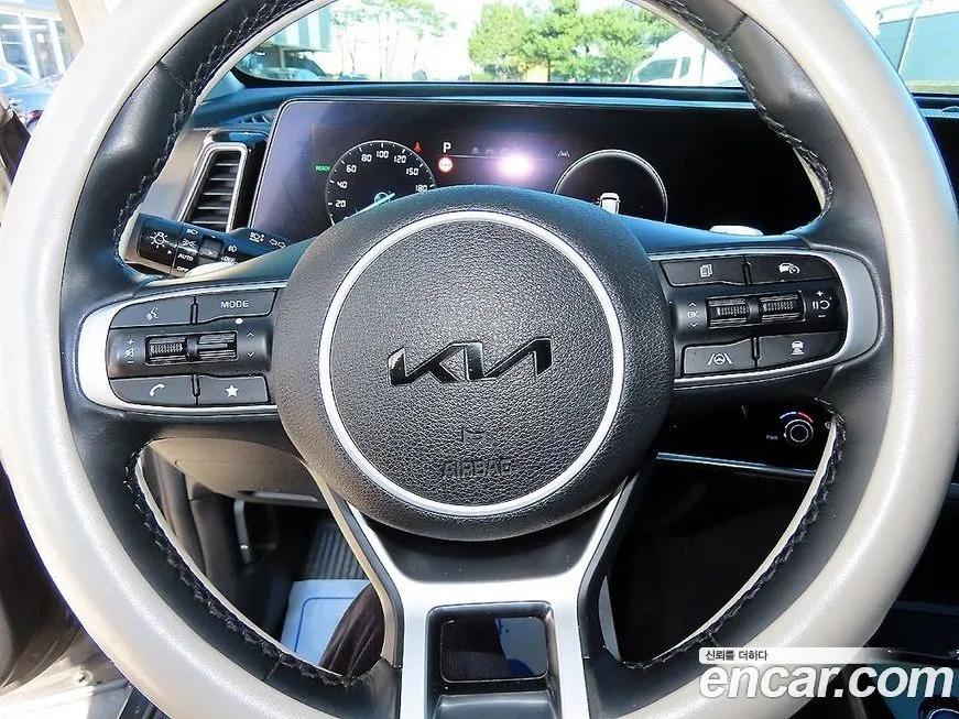 Kia Sportage — фото 8