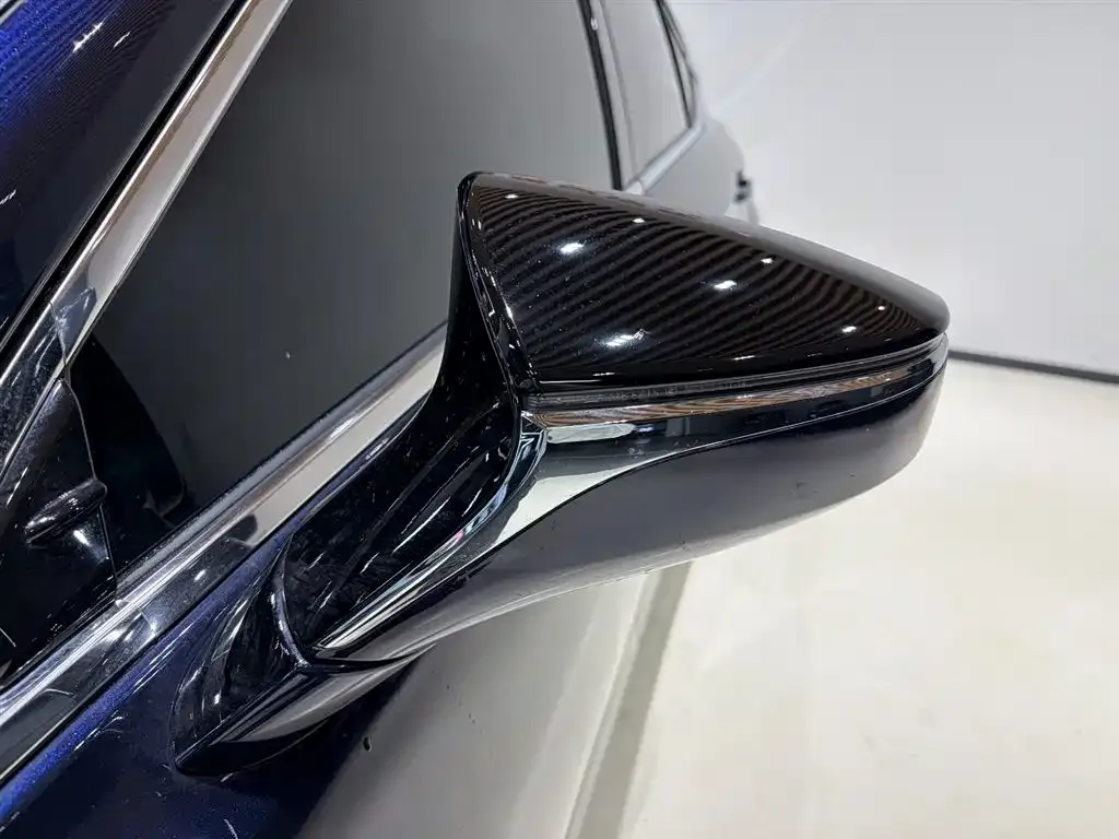 Lexus ES — фото 10
