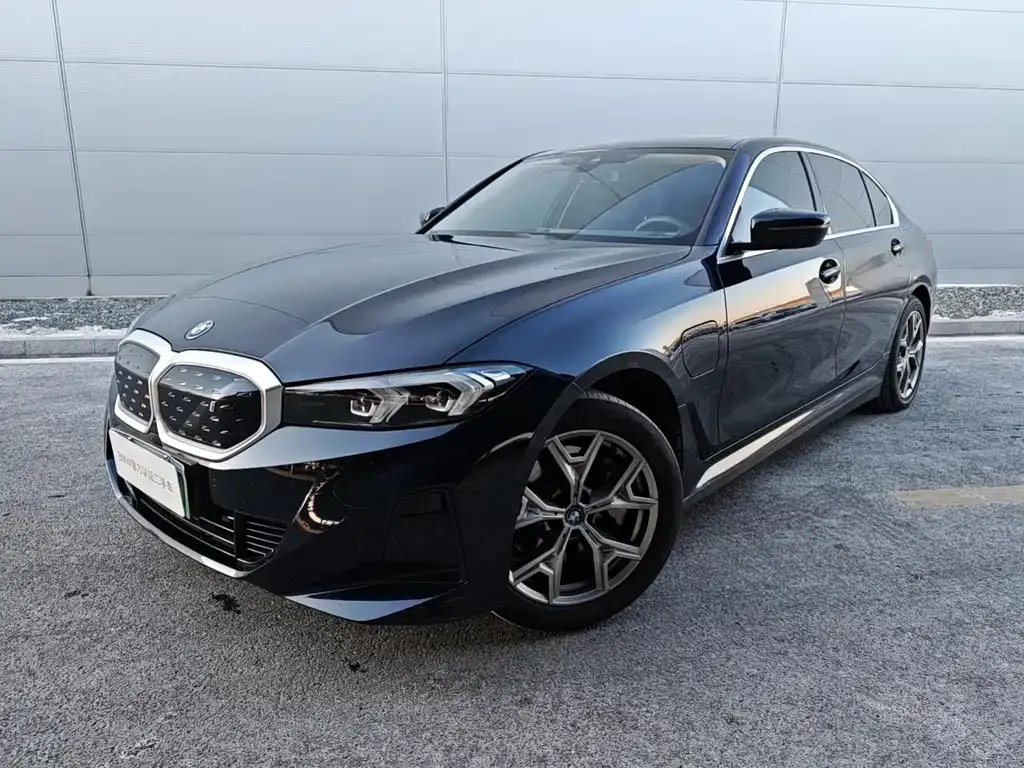 BMW i3 — фото 1