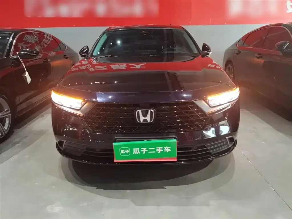 Honda Accord — фото 9