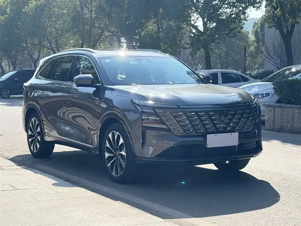 Changan CS75PLUS — фото 7