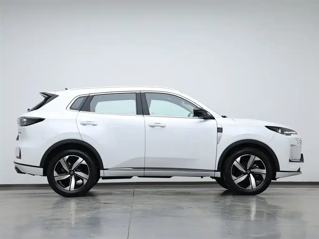 Changan CS55PLUS — фото 2