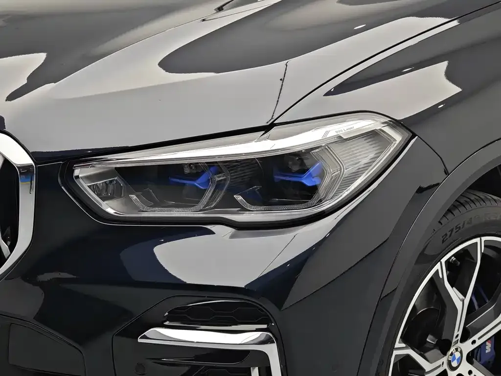 BMW X5 — фото 8