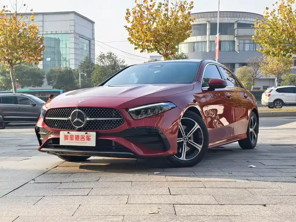 Mercedes-Benz A-Class — фото 1