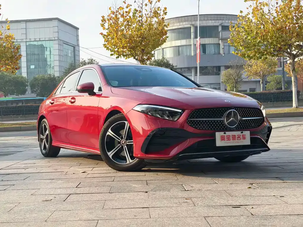 Mercedes-Benz A-Class — фото 10