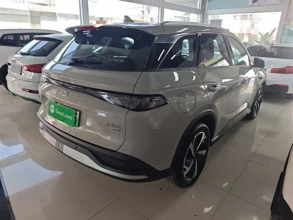 BYD Seal 05 DM-i — фото 8