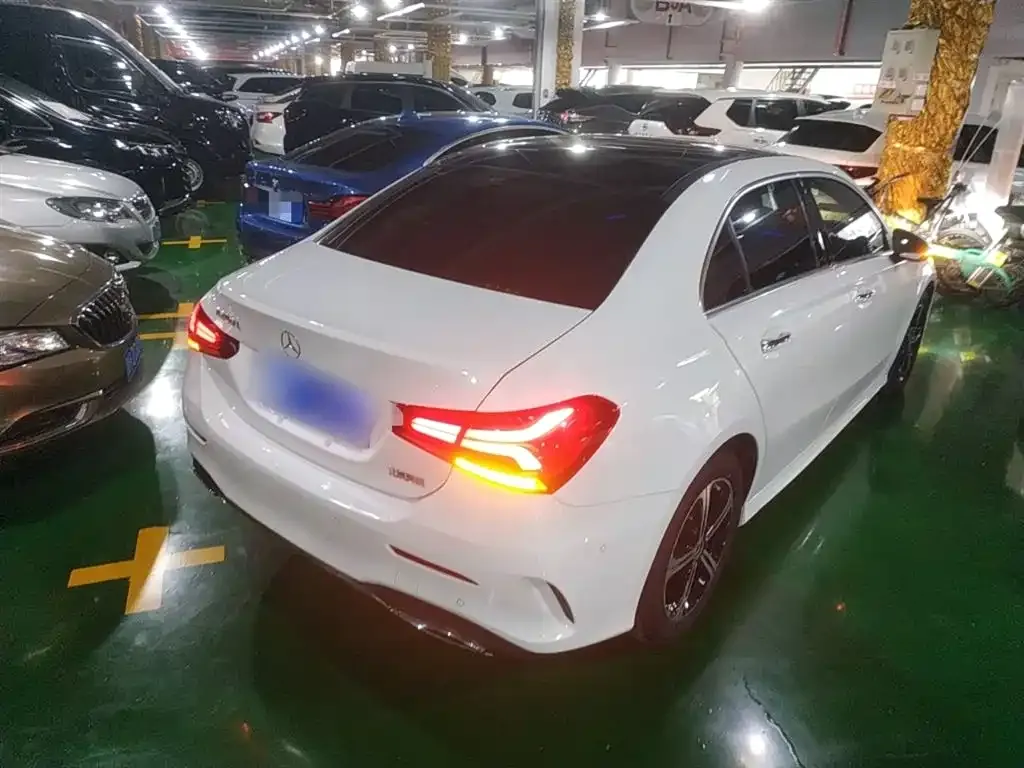 Mercedes-Benz A-Class — фото 10
