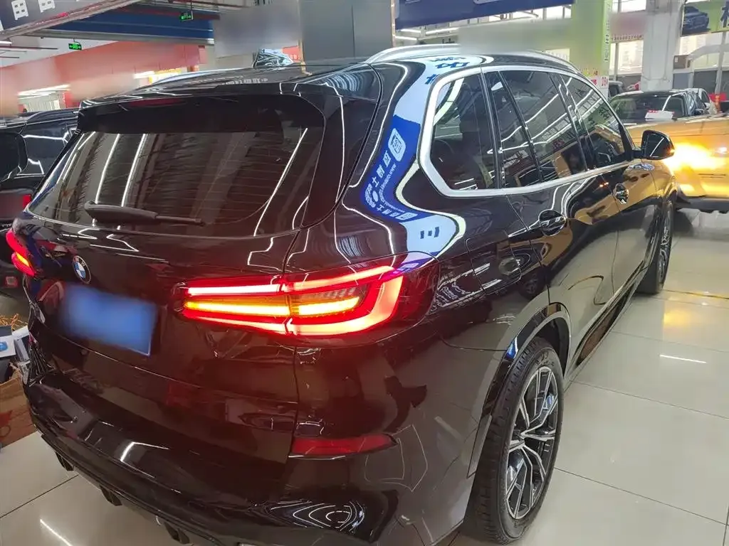 BMW X5 (Import) — фото 2