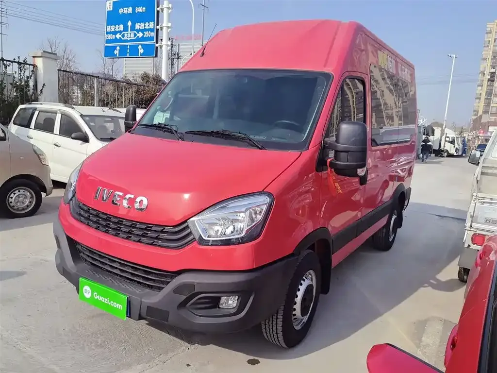 IVECO Ousheng — фото 2