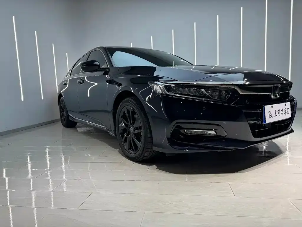 Honda Accord — фото 3