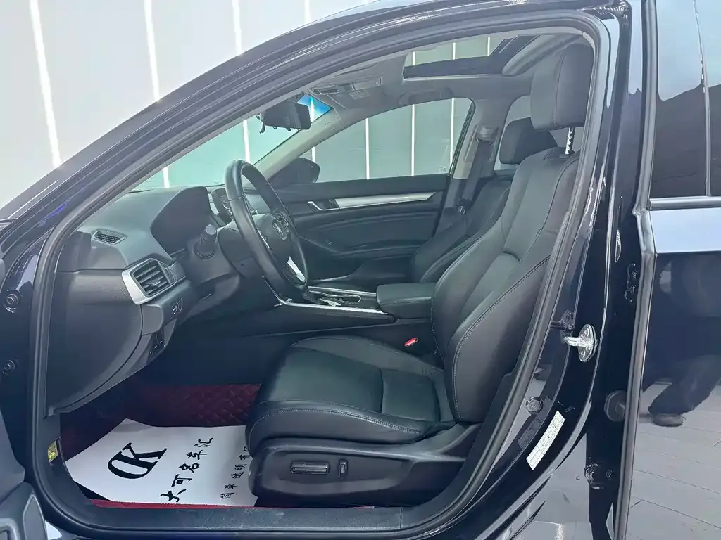 Honda Accord — фото 4