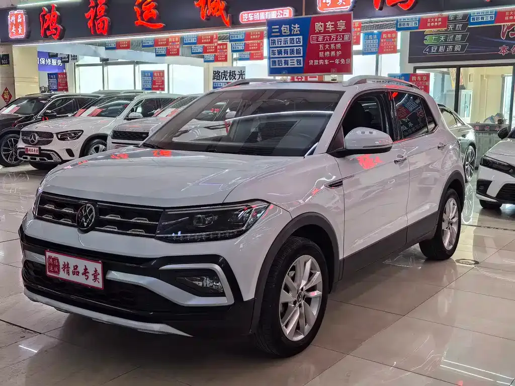 Volkswagen T-Cross — фото 1