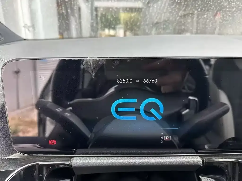 Mercedes-Benz EQA — фото 10