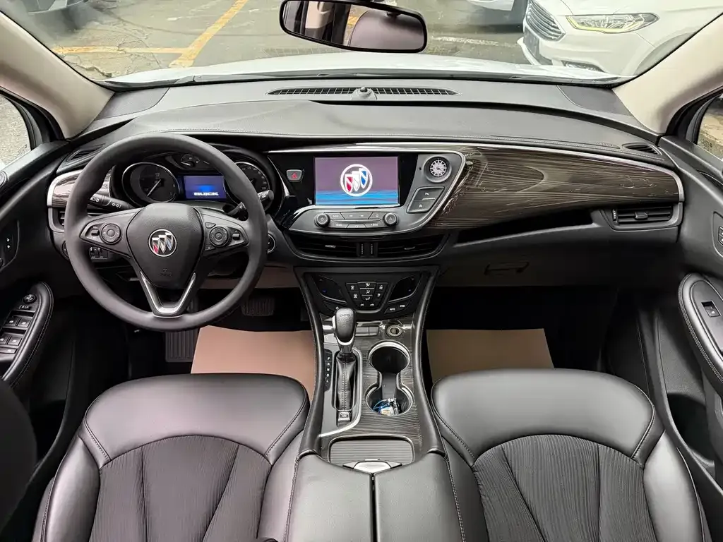 Buick Envision Plus — фото 3