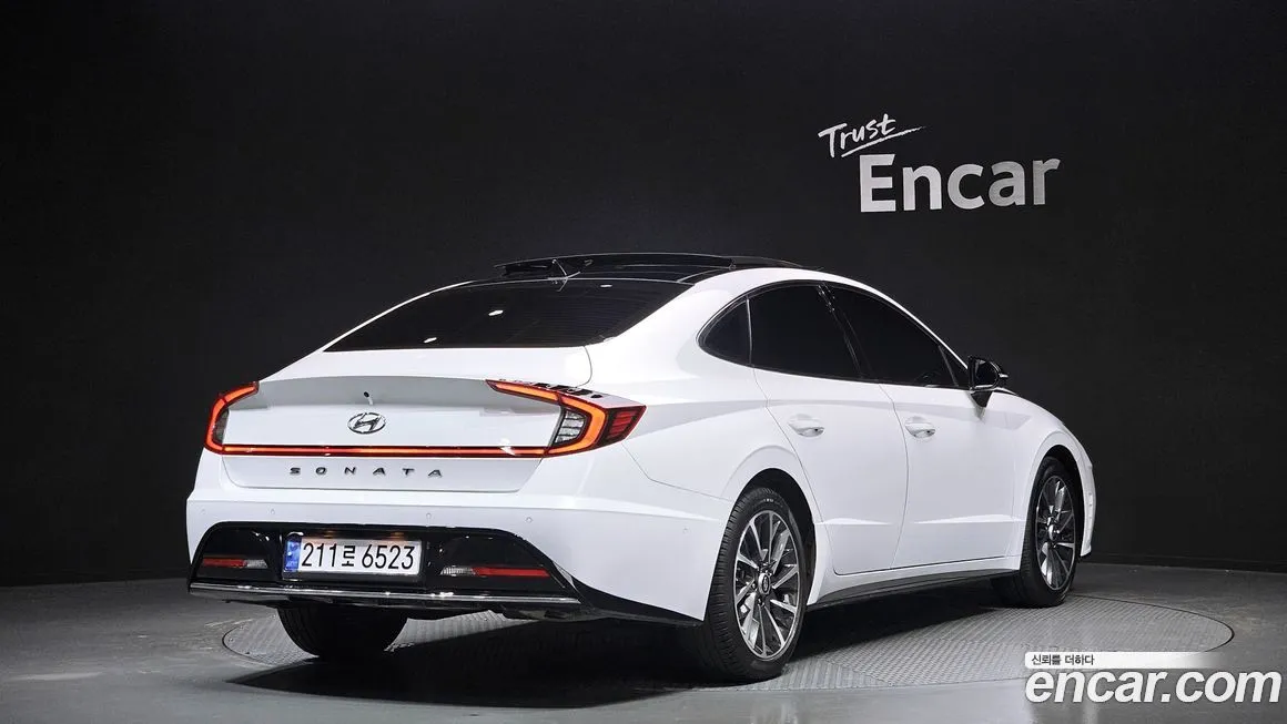 Hyundai Sonata — фото 2