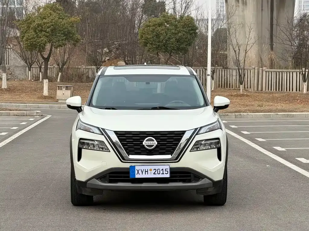 Nissan X-Trail — фото 10
