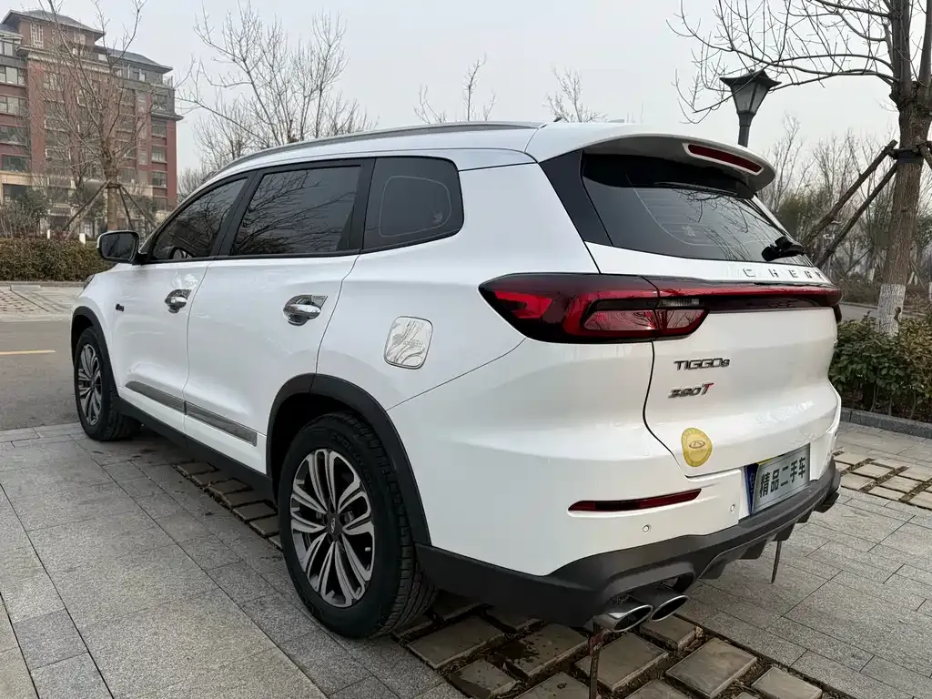 Chery Tiggo 8 — фото 8