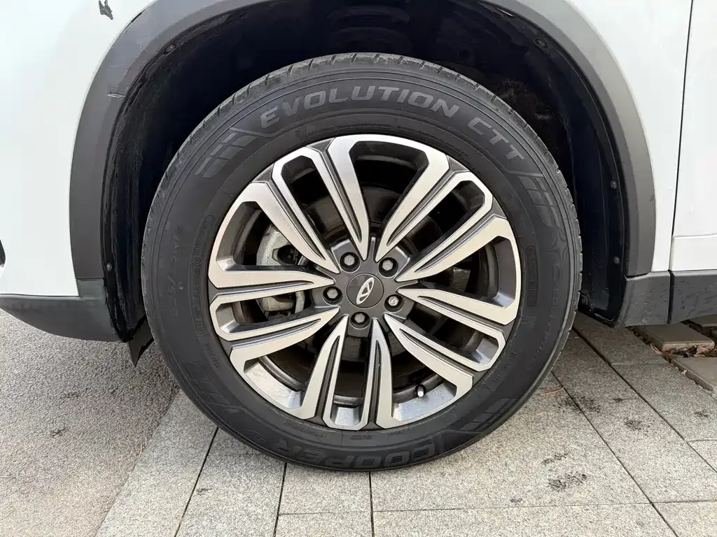 Chery Tiggo 8 — фото 6