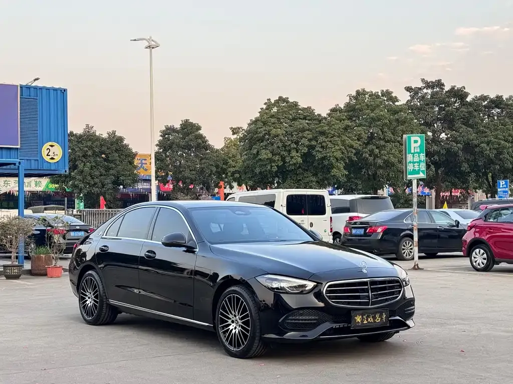 Mercedes-Benz C-Class — фото 10