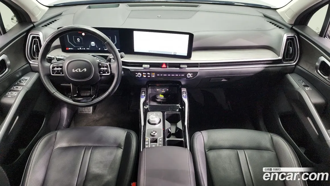 Kia Sorento — фото 10