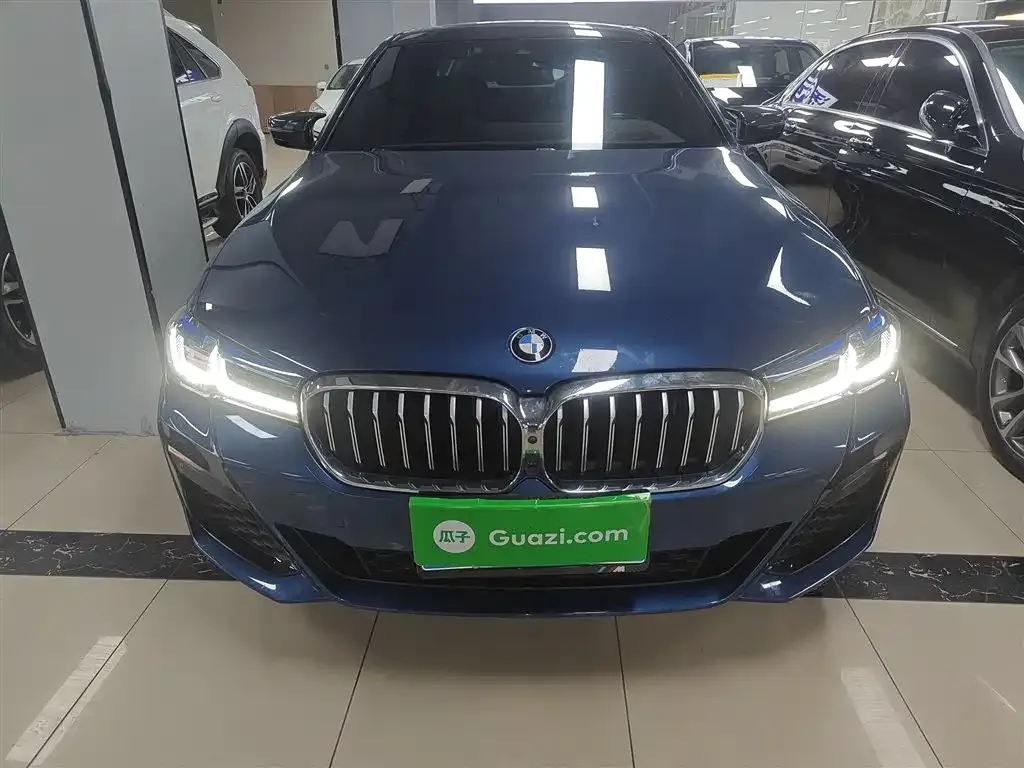 BMW 5 Series — фото 10