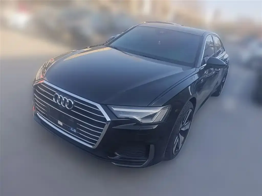 Audi A6L — фото 1