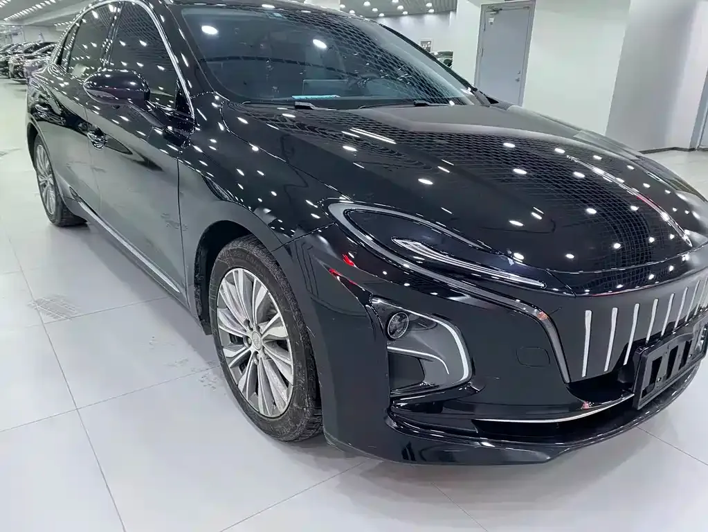 Hongqi E-QM5 — фото 2