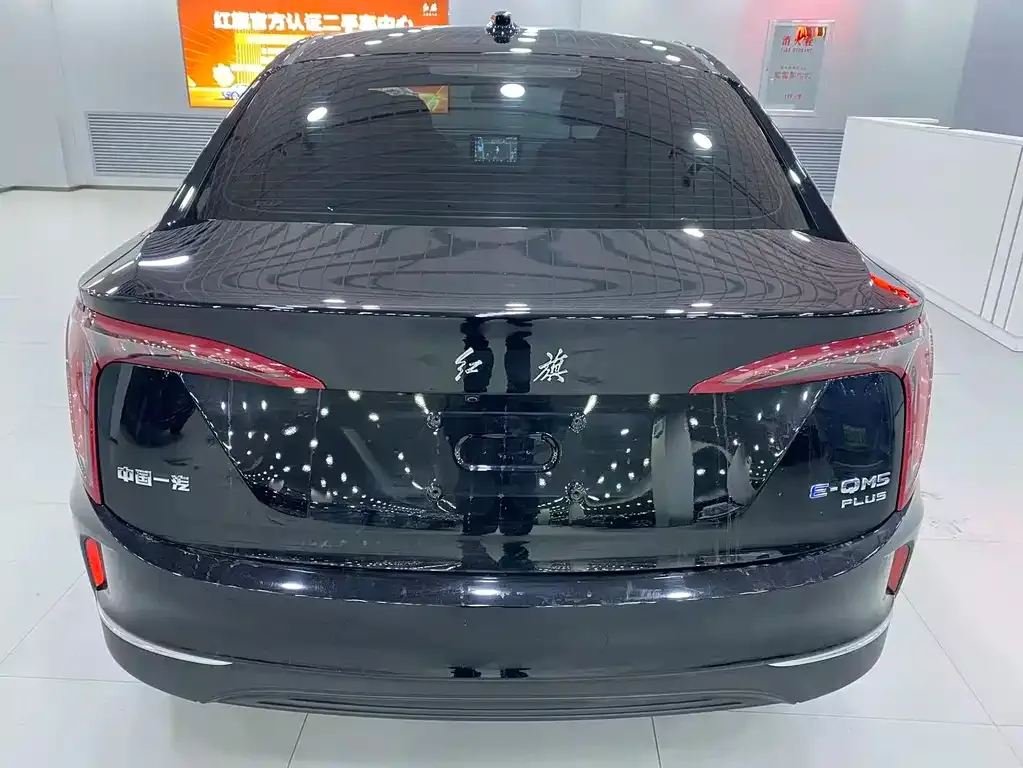 Hongqi E-QM5 — фото 4
