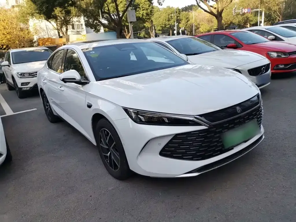 BYD Qin L — фото 4
