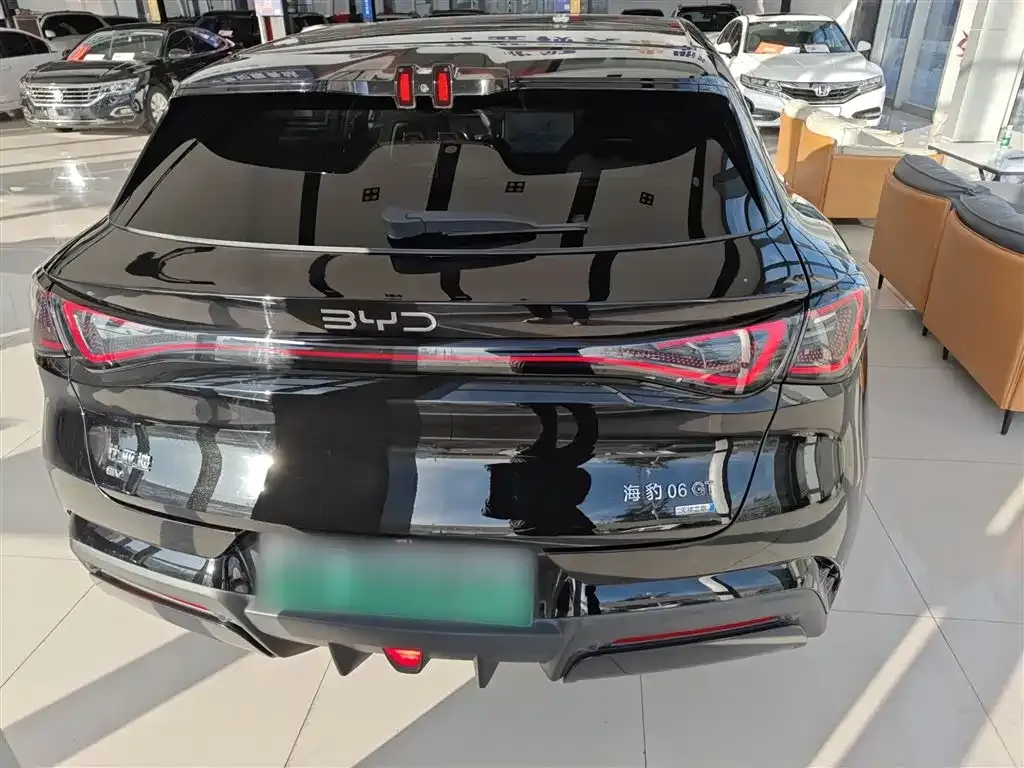 BYD Seal 06GT — фото 2