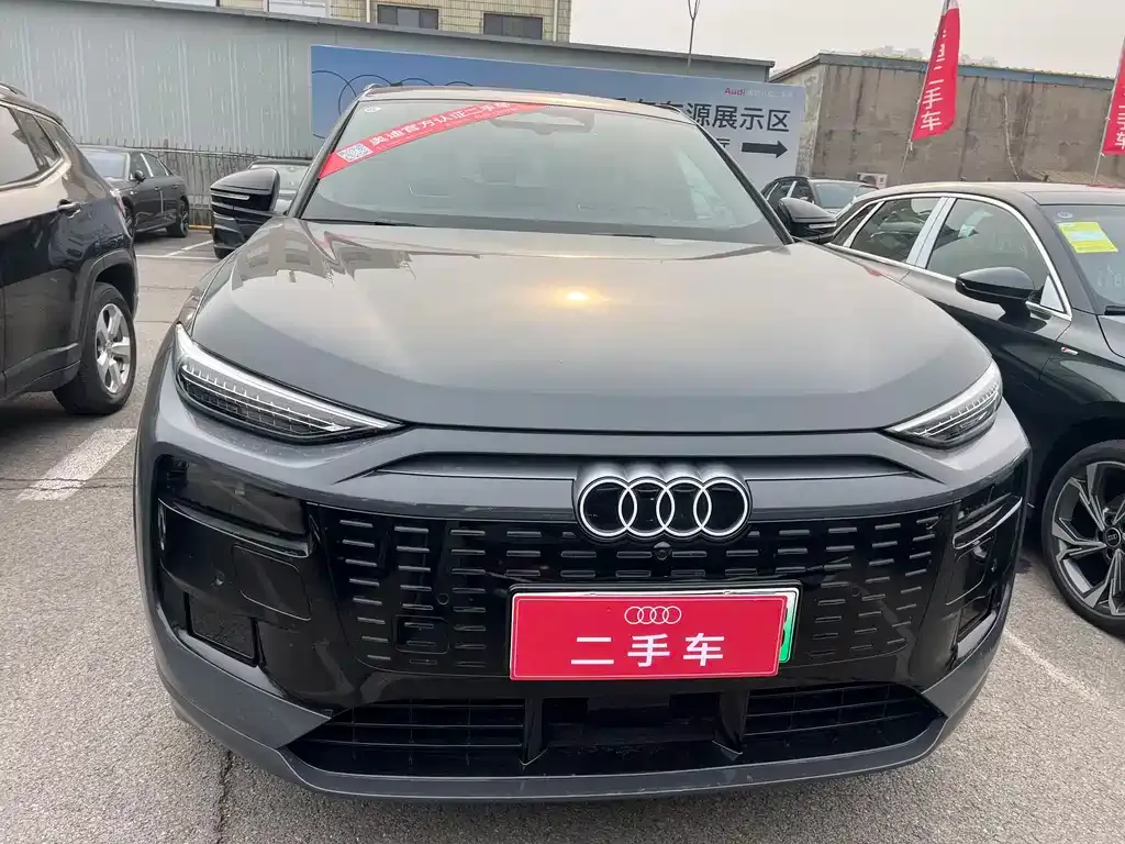 Audi Q6L e-tron — фото 8
