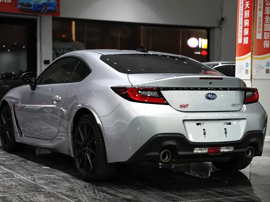 Subaru BRZ — фото 10
