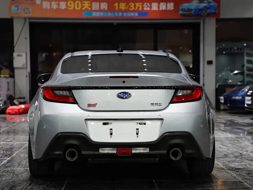 Subaru BRZ — фото 4