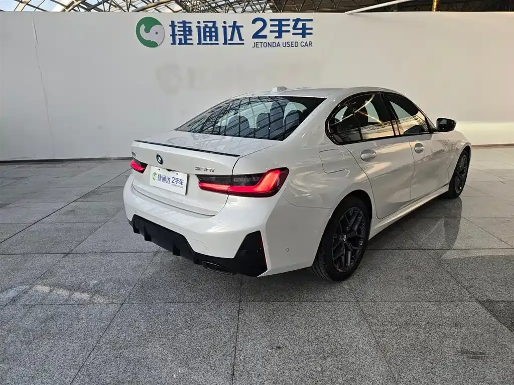 BMW 3 Series — фото 1