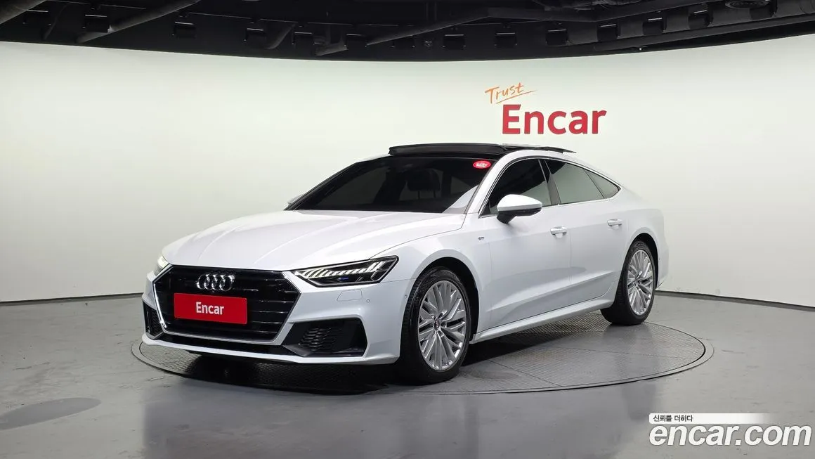 Audi A7 — фото 1