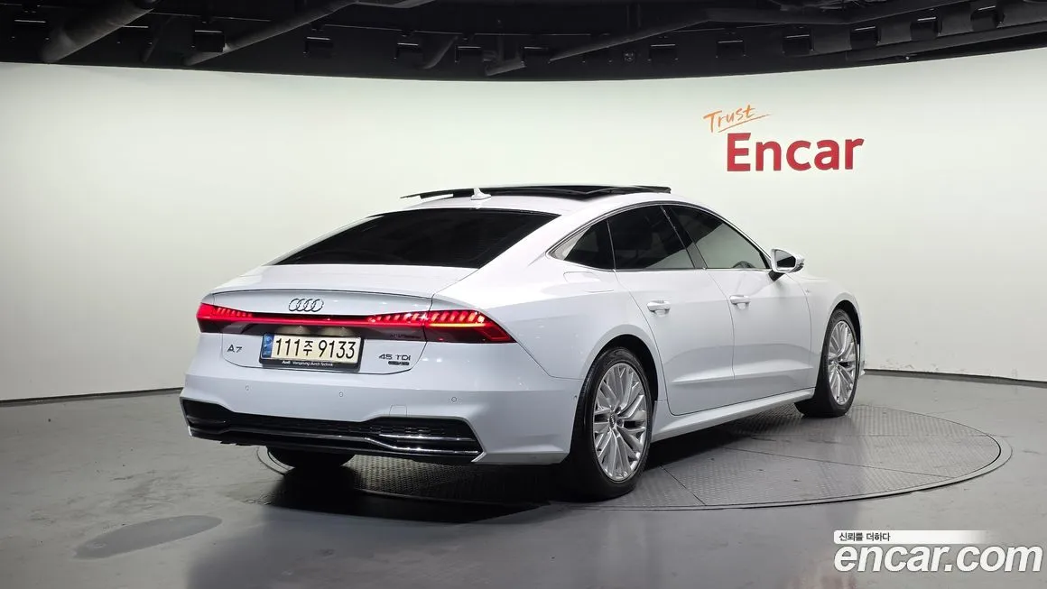 Audi A7 — фото 2