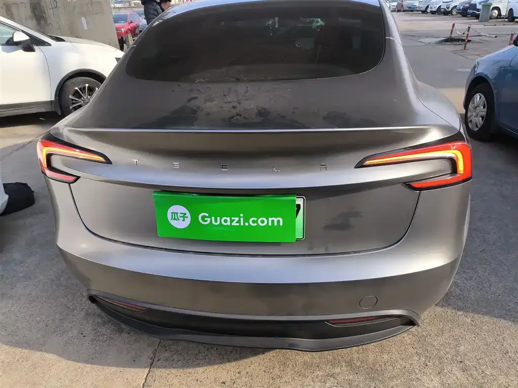 Tesla Model 3 — фото 2