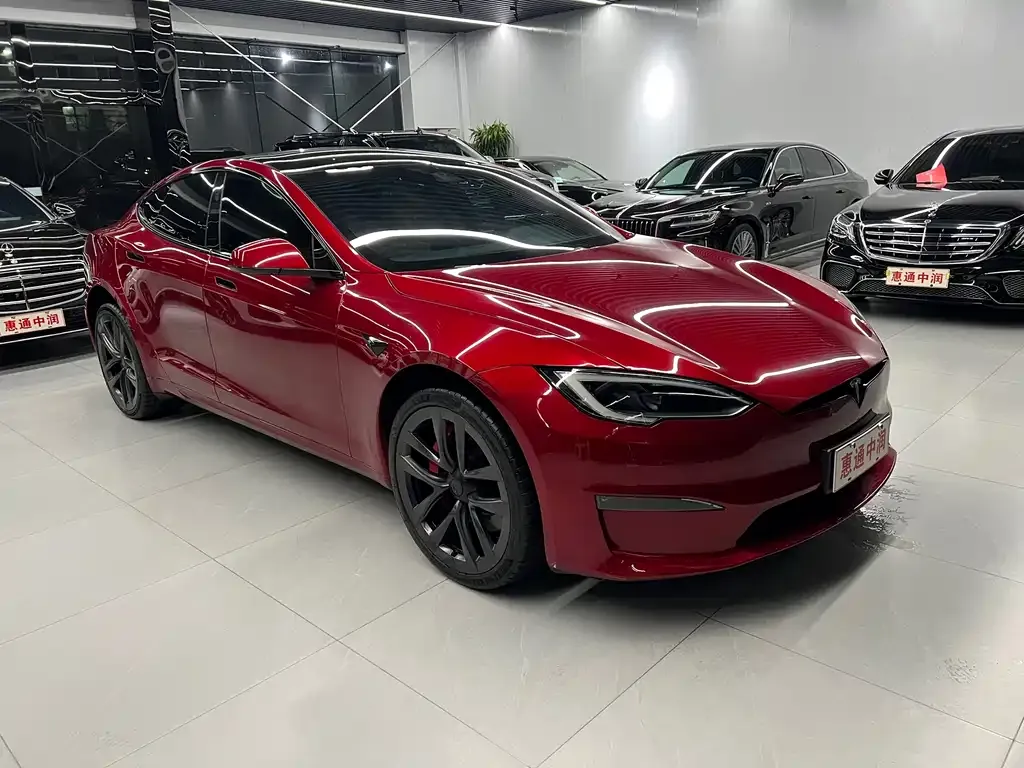 Tesla Model S — фото 6