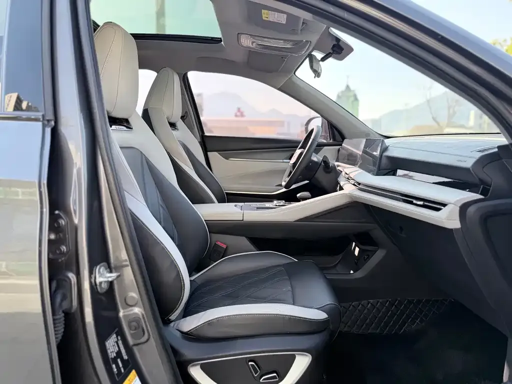 Changan CS75PLUS — фото 10