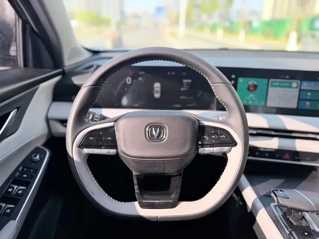 Changan CS75PLUS — фото 6